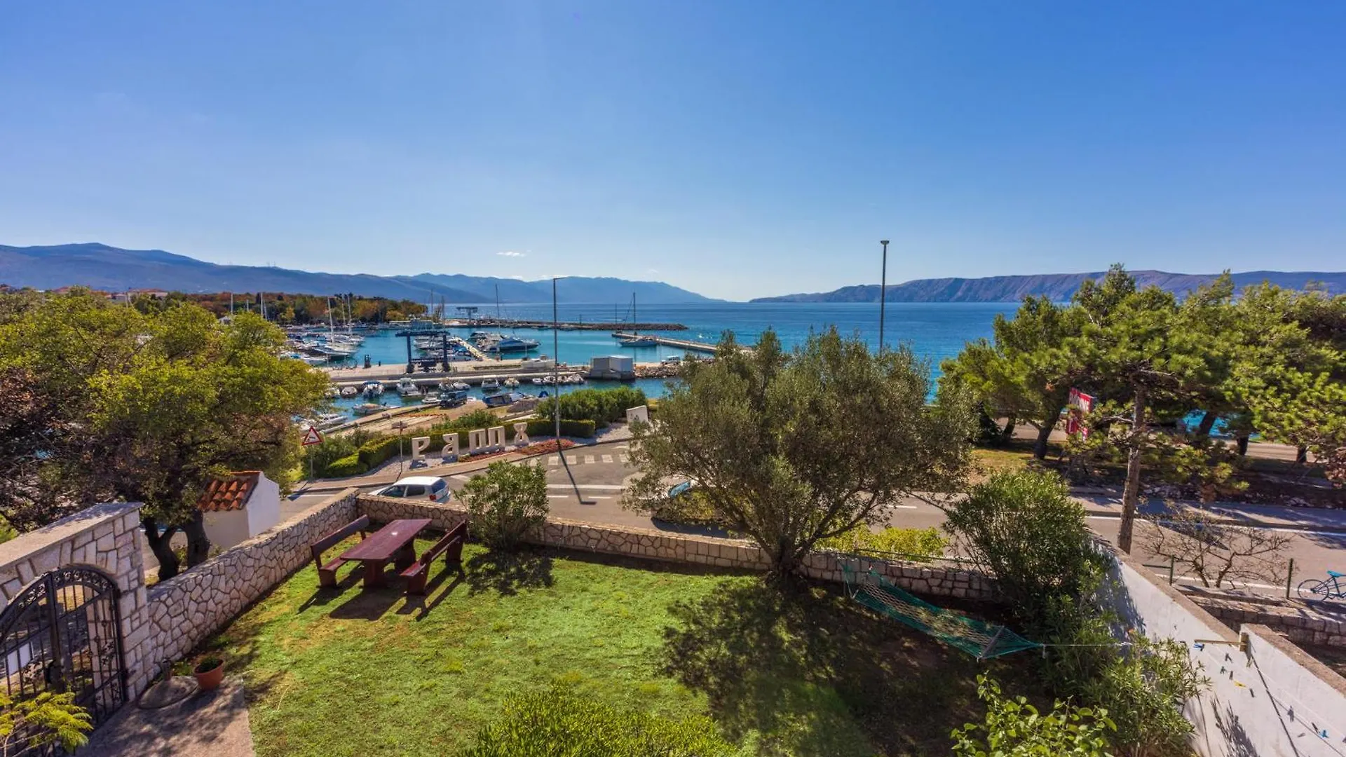Appartement Brzica à Novi Vinodolski