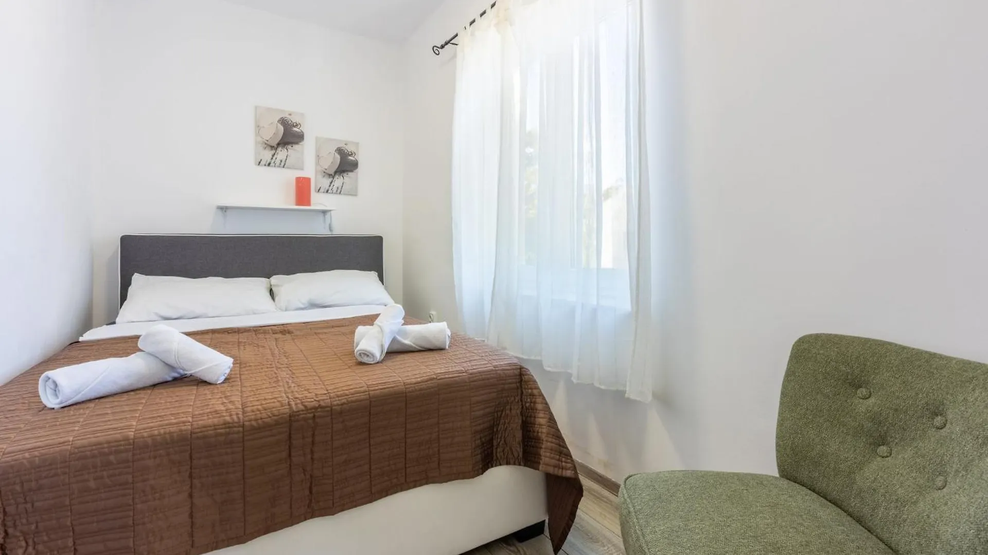 Brzica Apartment Novi Vinodolski Croatia