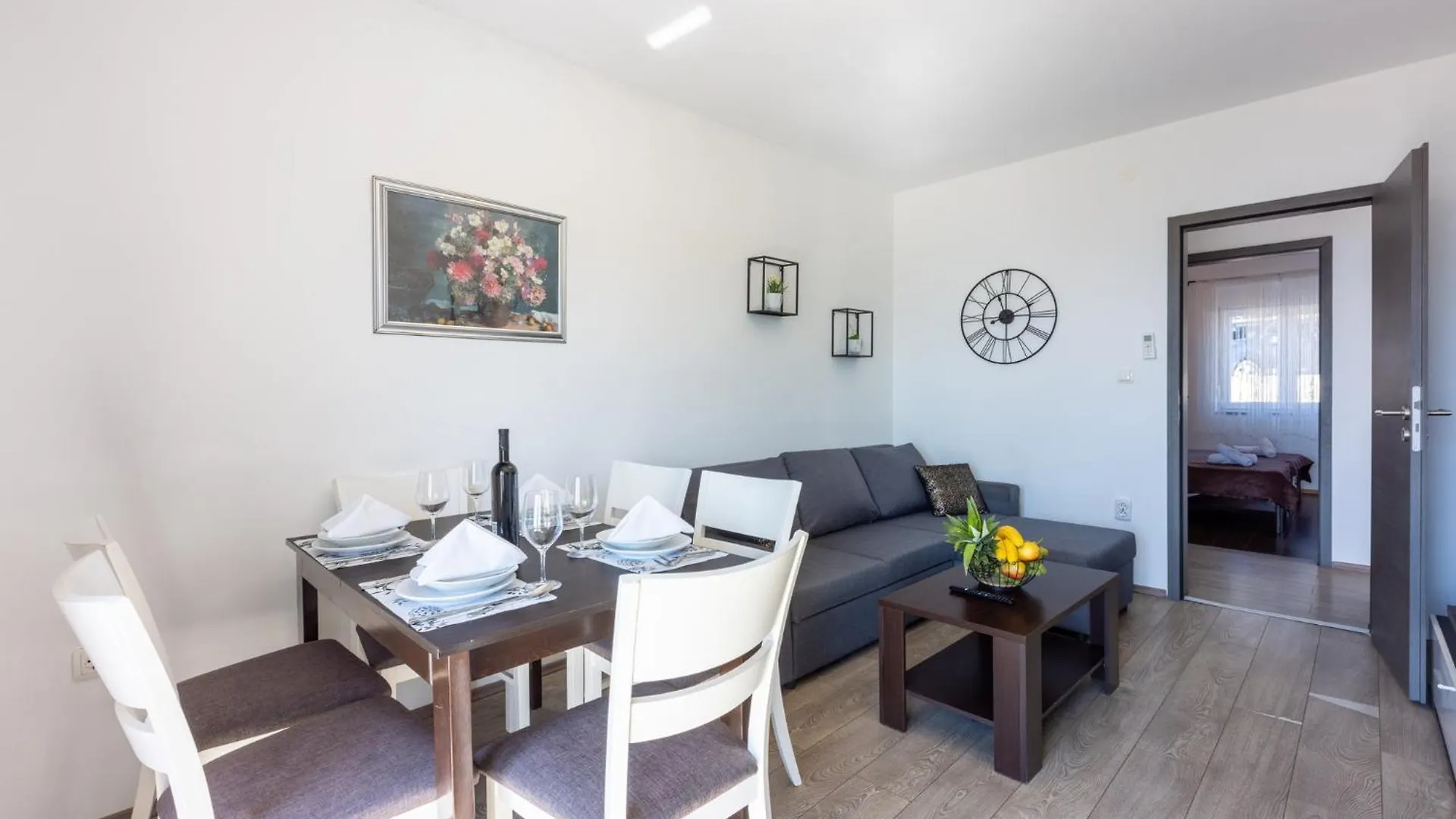 Brzica Apartment Novi Vinodolski 0*,