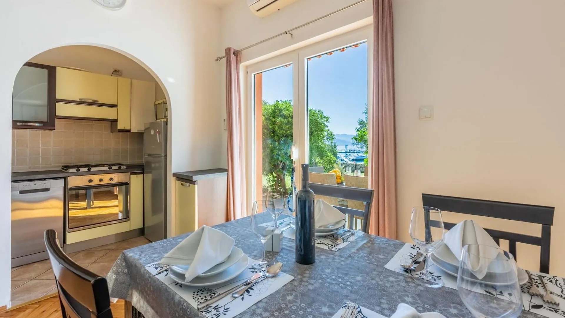 Brzica Apartment Novi Vinodolski